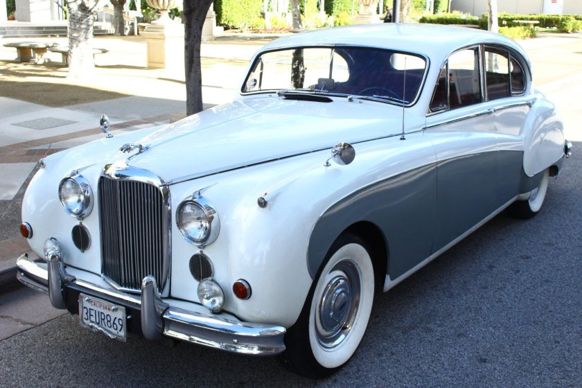 1960 Jaguar Mark IX