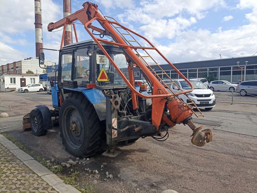 Ямобур бм 205 мтз-82