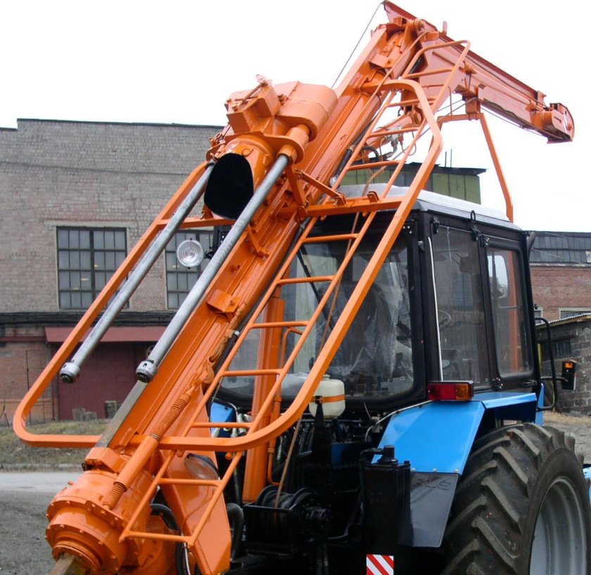 Ямобур БМ 205д