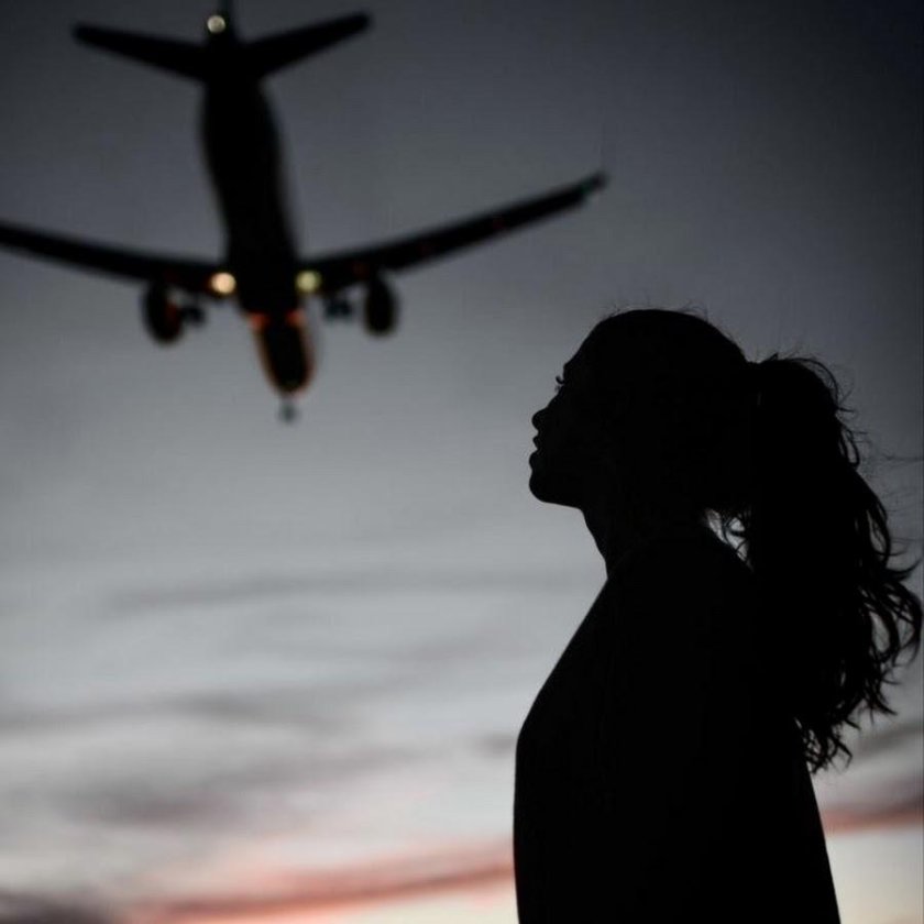 Самолет в небе