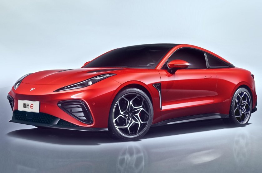 Китайский электромобиль neta