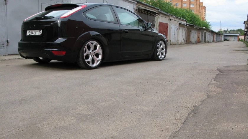 Ford Focus 2 на 17 дисках