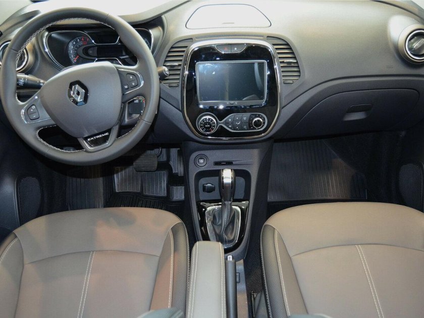 Рено Каптур 2022 салон