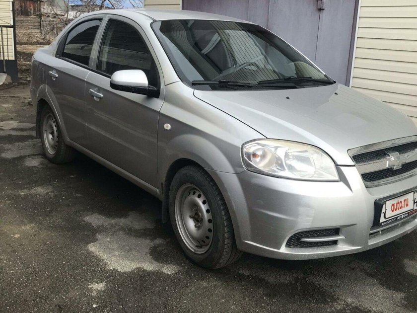 Chevrolet aveo 2010 седан