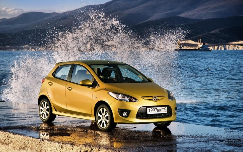 Мазда малолитражка