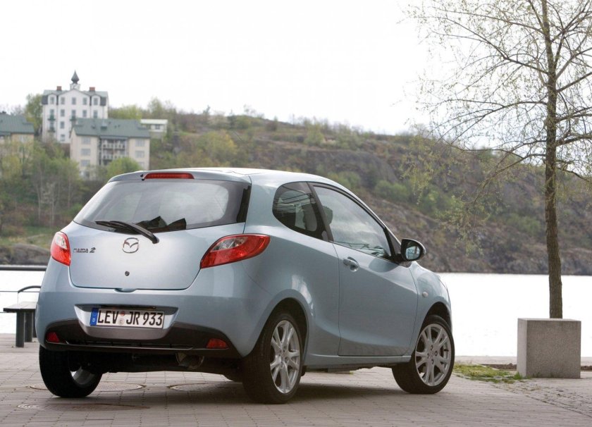 Mazda 2 2008