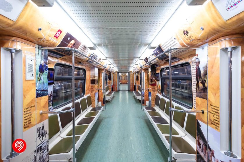 Вагон метро москва