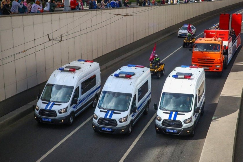 Машины со спецсигналами