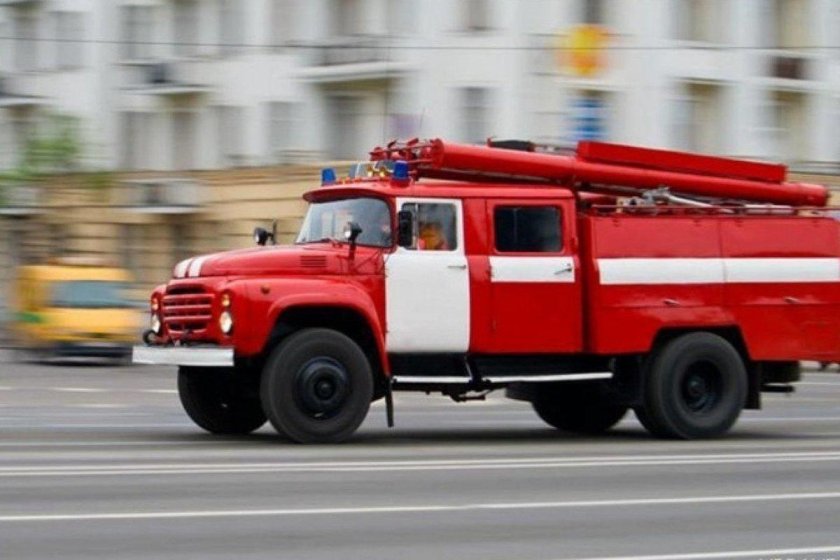 Пожарная машина пожарный