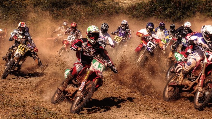 Гонки на мотоциклах