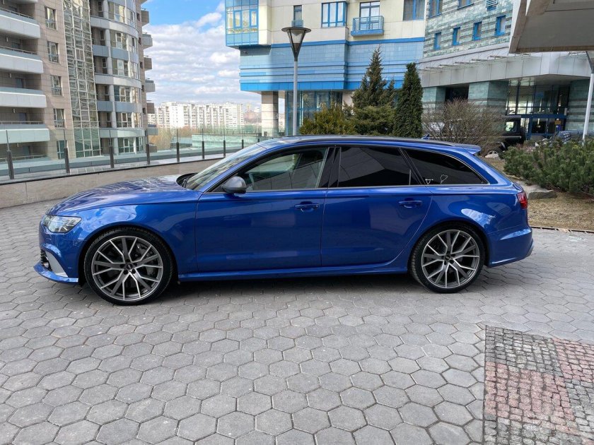 Audi rs 6 avant performance