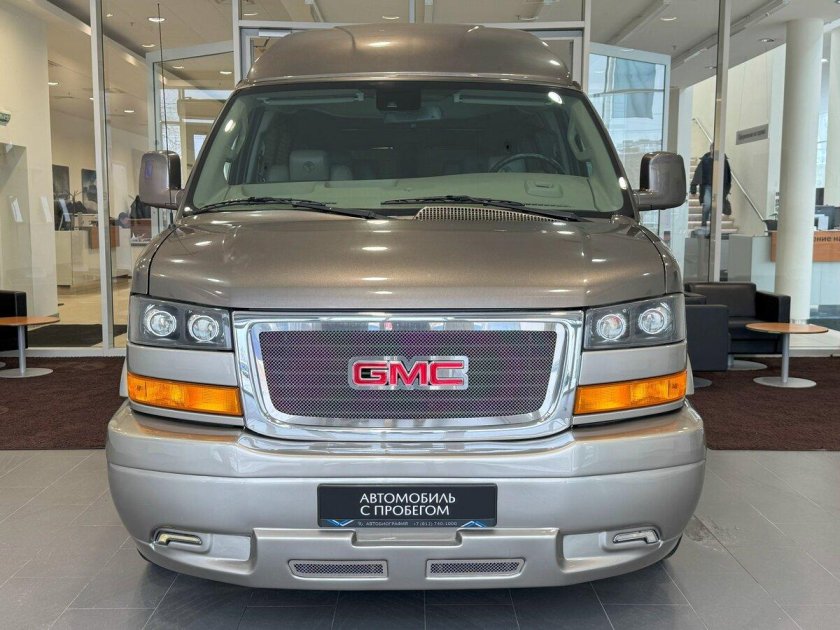 Автомобиль gmc