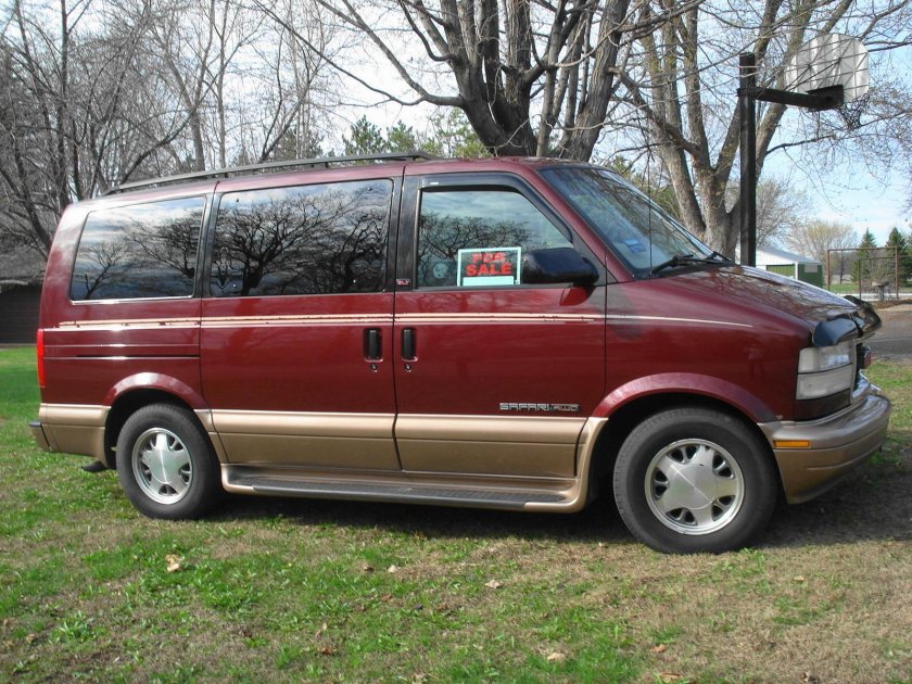 GMC Safari 2001