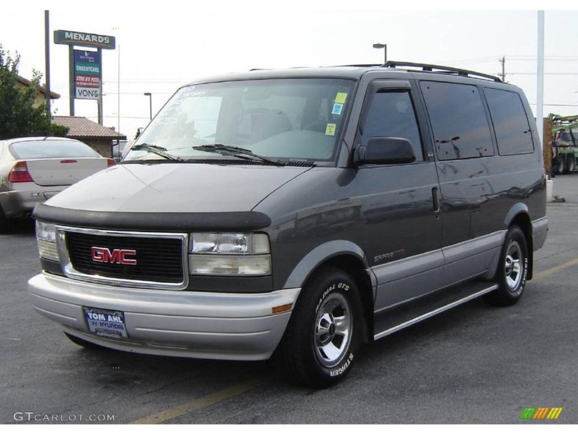 GMC Safari 2000