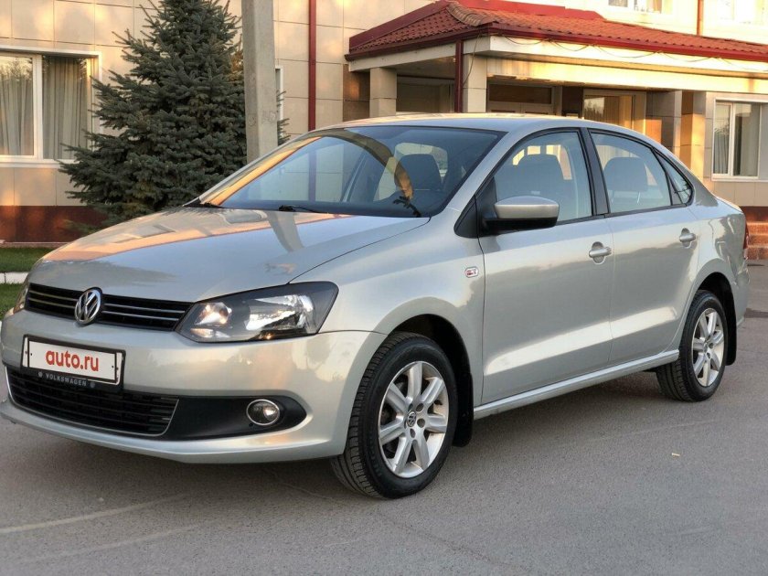 Volkswagen Polo sedan 2011