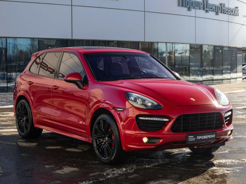 Porsche cayenne gts 2014