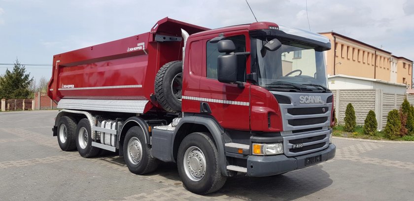 Самосвал Scania p400 8x4