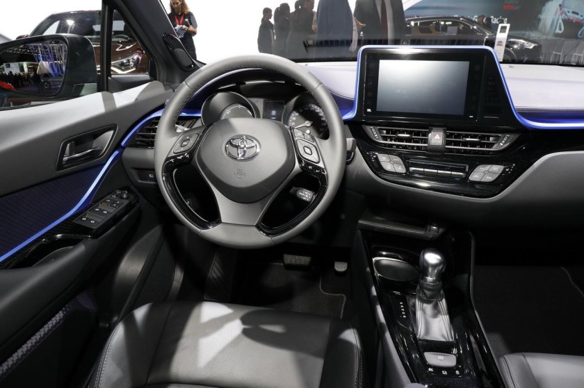 Toyota Chr 2017 салон
