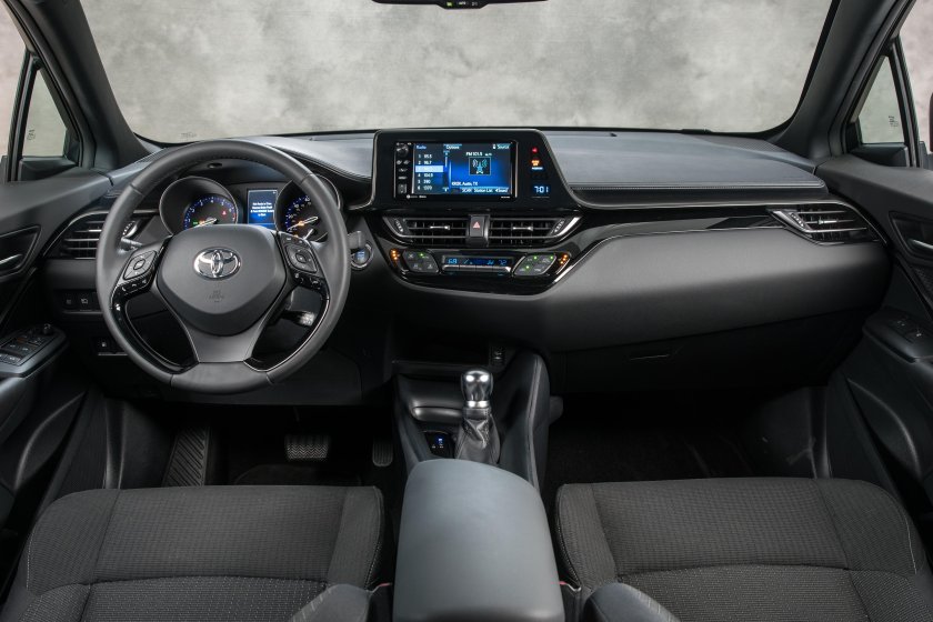 Toyota Chr 2018 салон