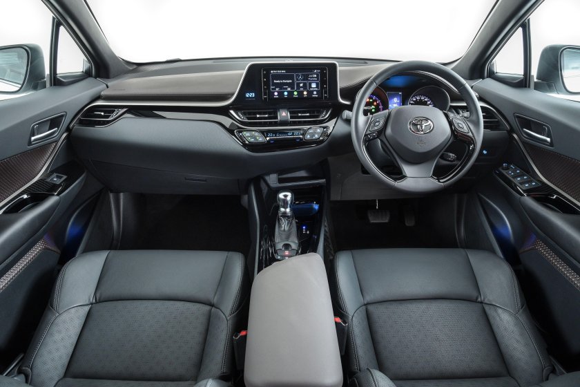 Toyota Chr 2018 салон