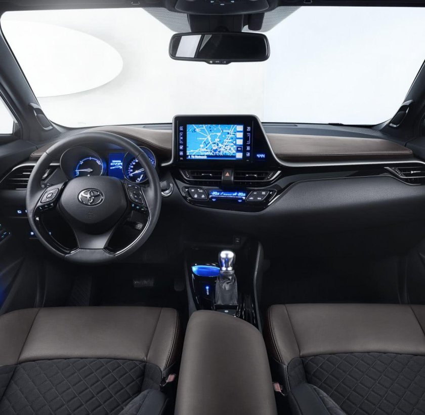 Toyota chr 2018 салон