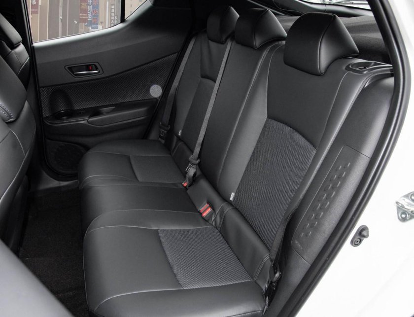 Toyota chr 2019 салон