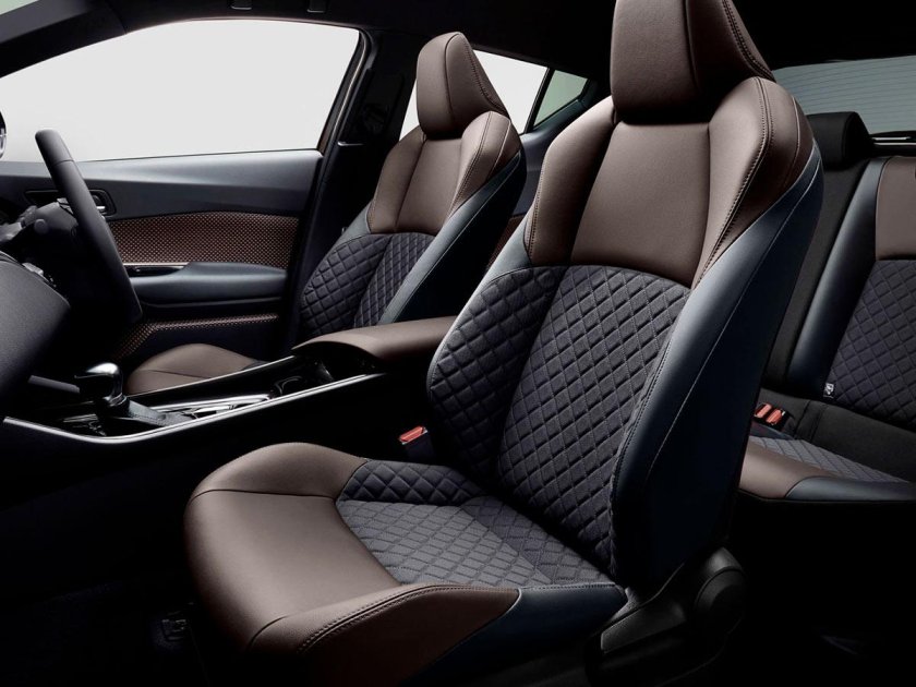 Toyota Chr салон