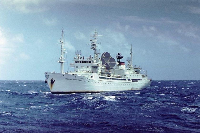 Научно исследовательское судно Виктор Пацаев