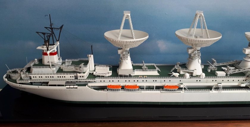 НИС космонавт Юрий Гагарин корабль