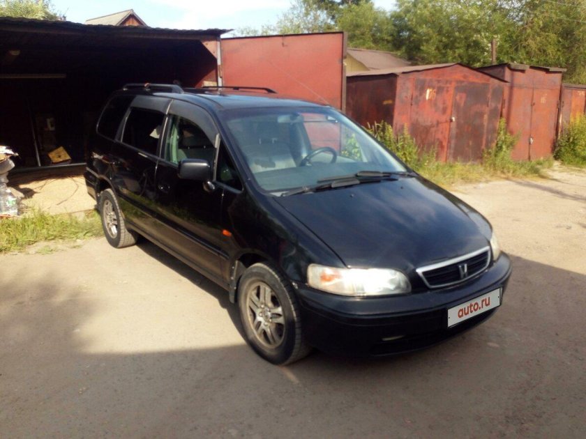 Хонда Шатл 1999 2.3 автомат