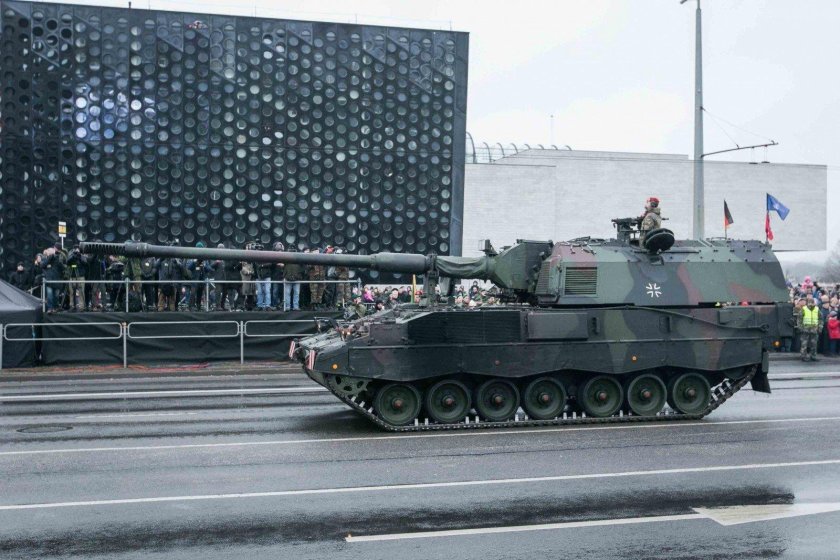 Армия Литвы на параде