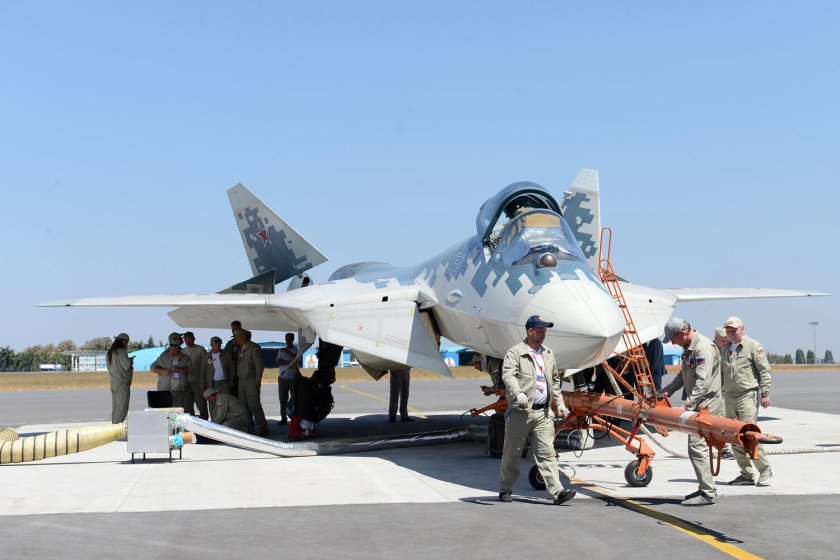 Истребители су 57