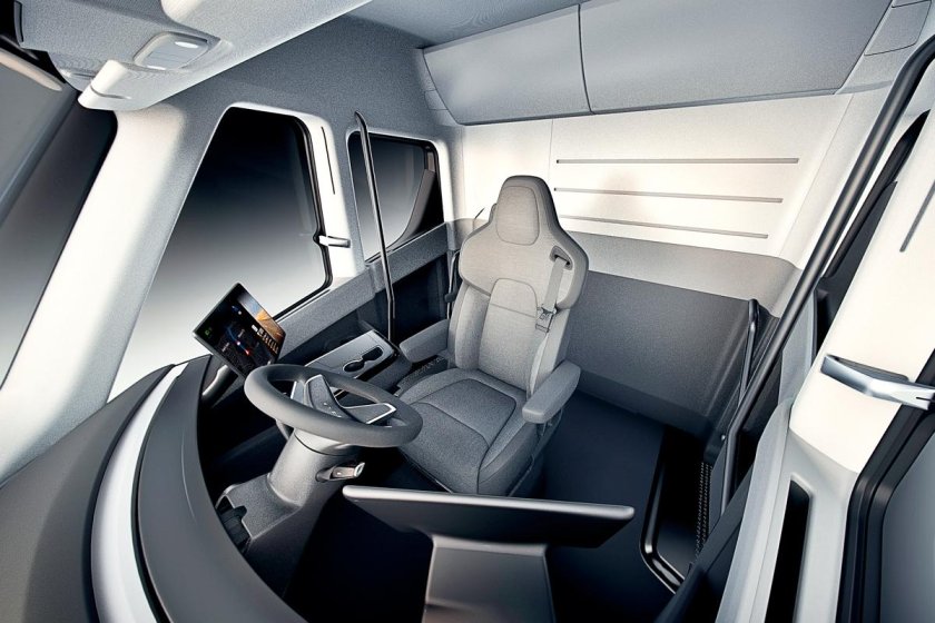 Грузовик Tesla Semi-Truck