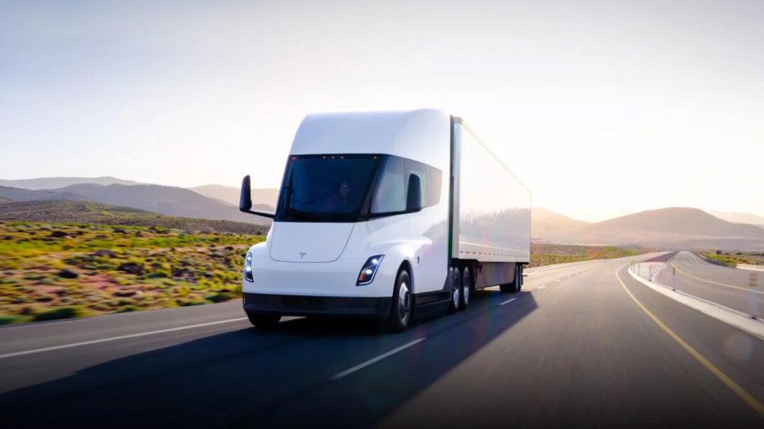 Тесла грузовик