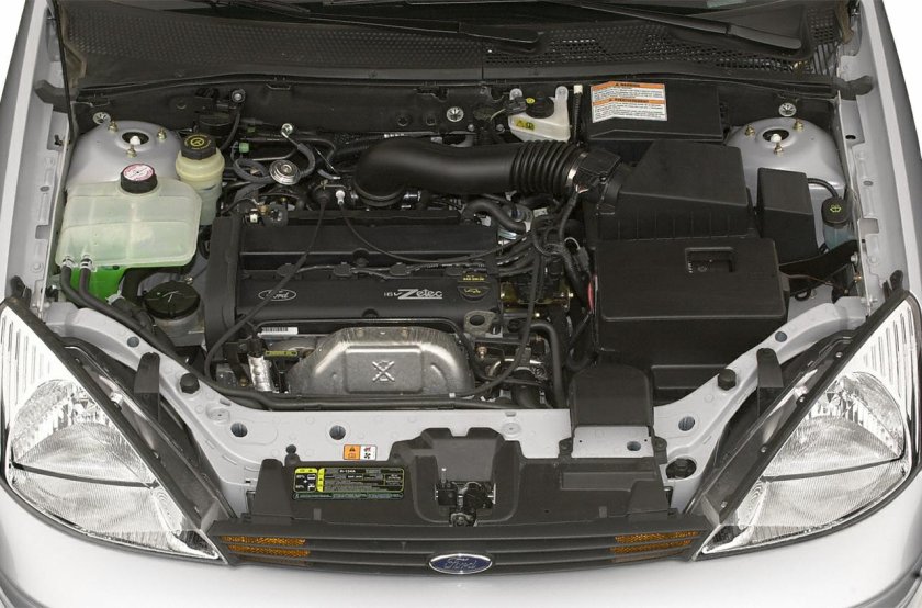 Ford Focus 1 под капотом