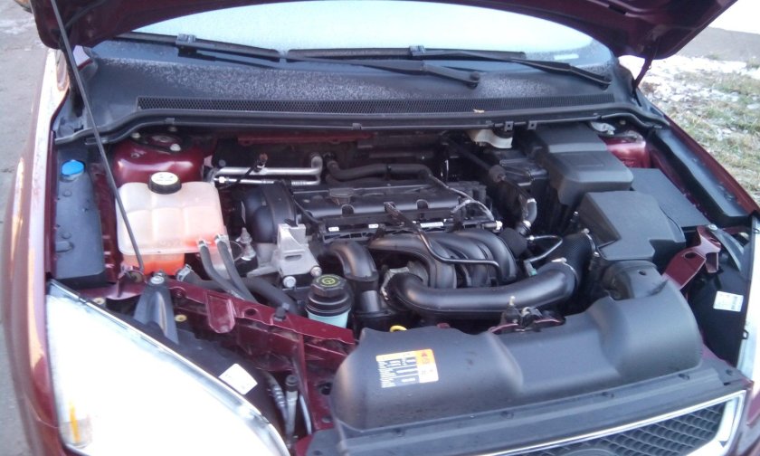 Форд фокус под капотом 2007