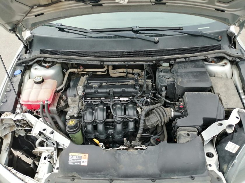 Форд фокус 2 под капотом