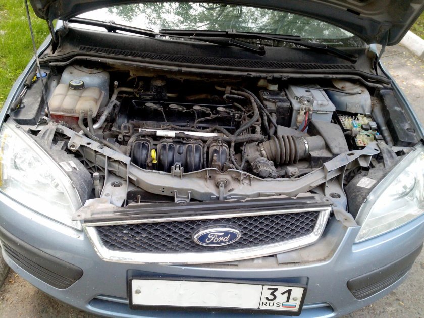 Подкапотка Форд фокус 2 1.8