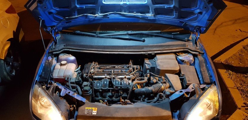 Форд фокус 1 под капотом