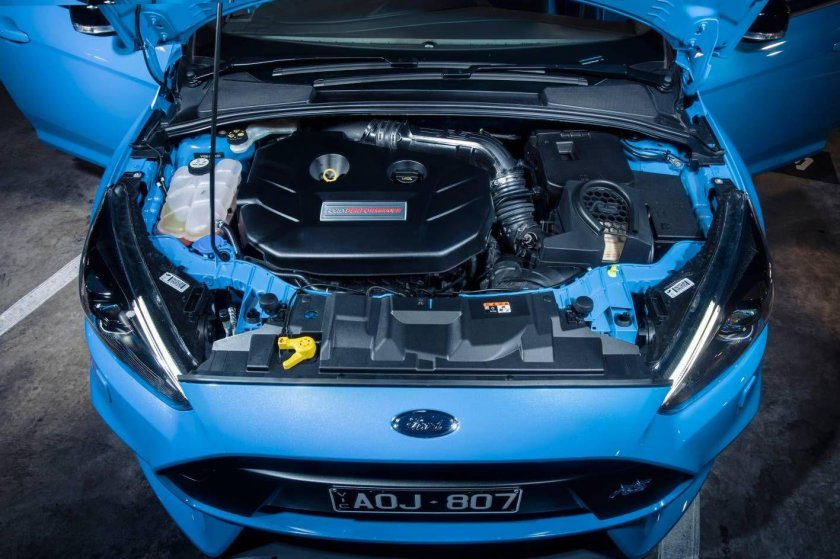 Форд фокус 3 под капотом