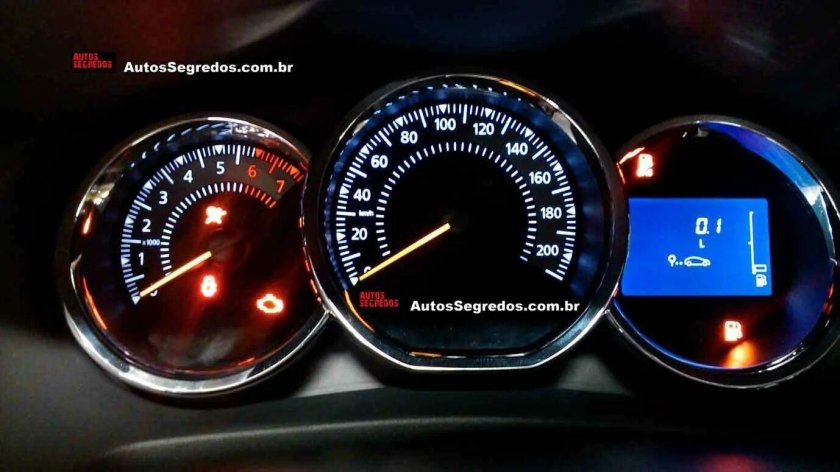 Приборка Логан 2