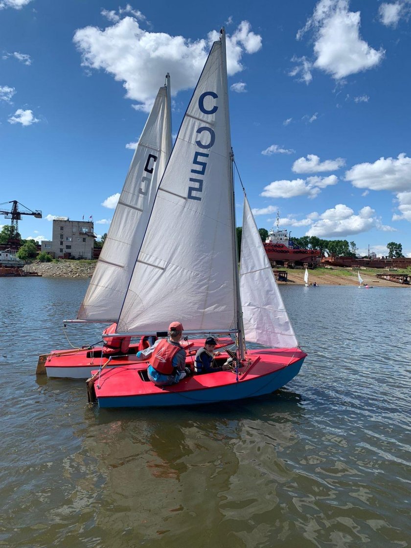 Яхта оптимист