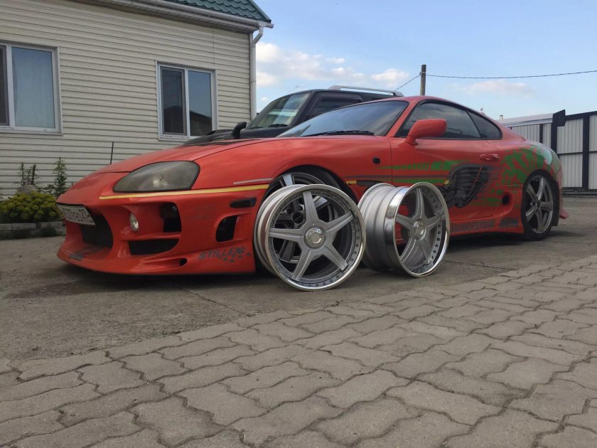Toyota Supra a80