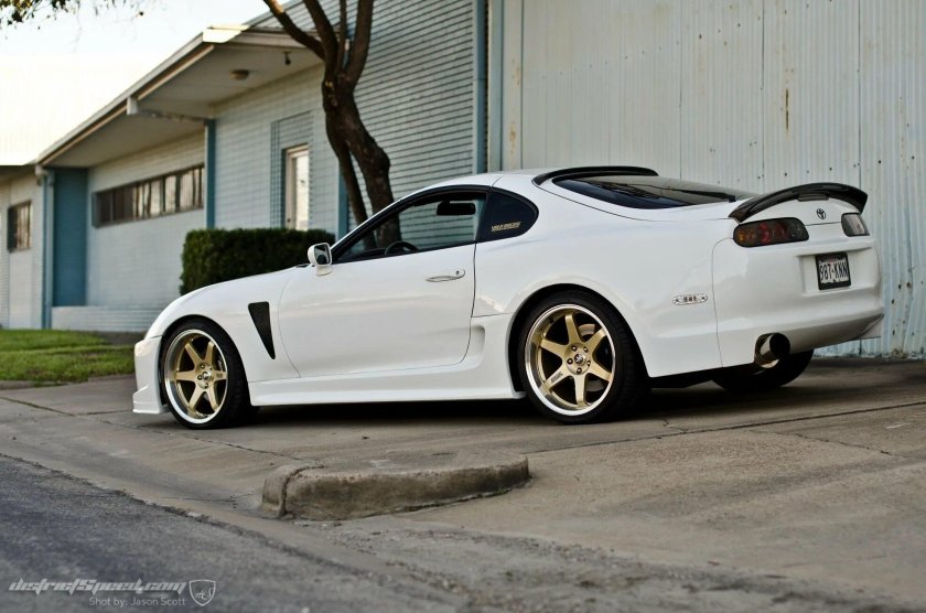 Toyota Supra a80 White