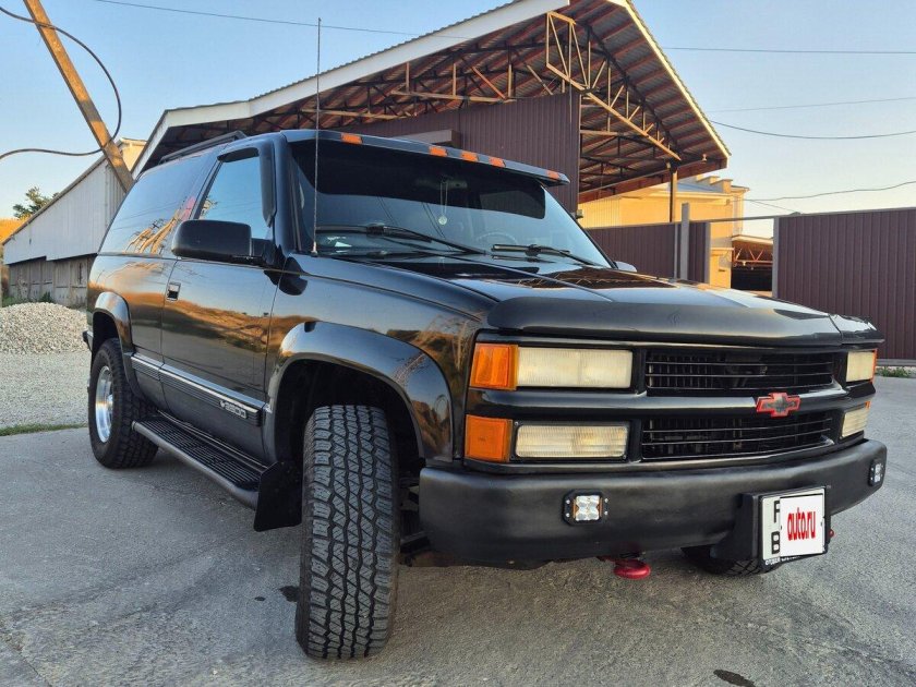 Chevrolet tahoe suburban 1999