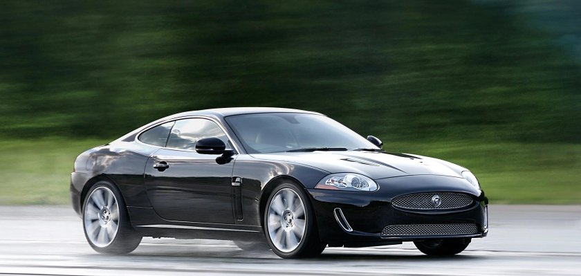 Ягуар xkr 2010