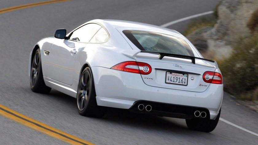 Jaguar XKR-S 2012