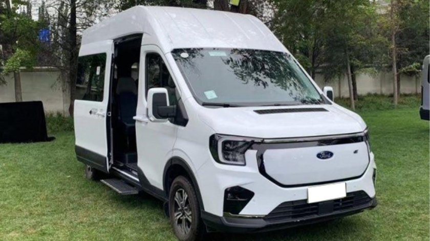Ford Transit 2024