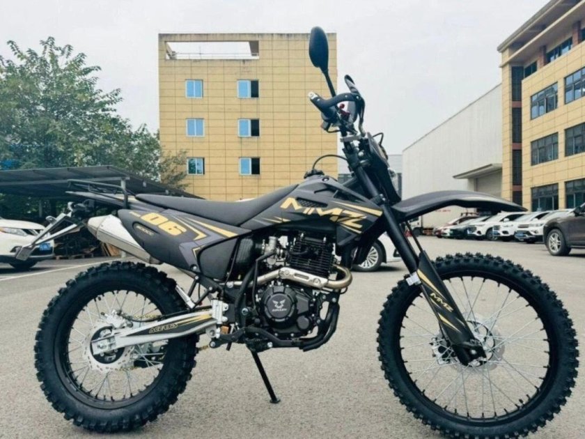 Мотоцикл эндуро 250