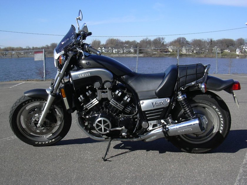 Yamaha v-Max 1200